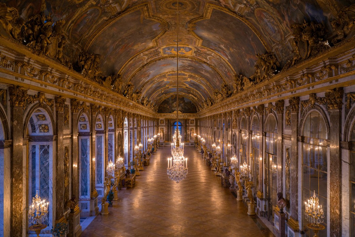 🌍 The Hall of Mirrors is revealed This summer, Versailles