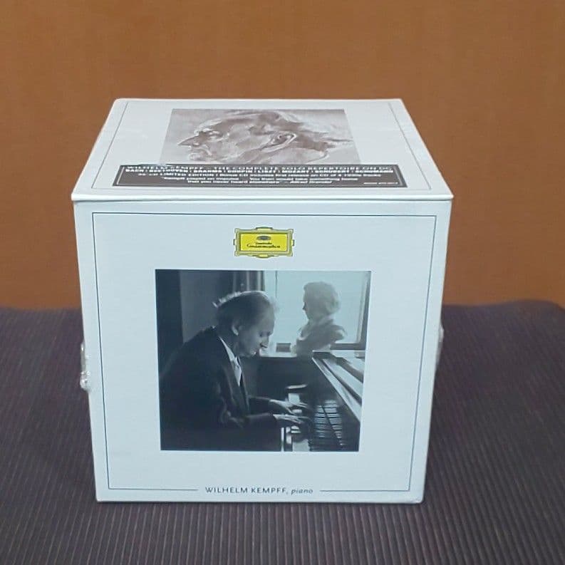 ウィルヘルム・ケンプ ソロ・ピアノ演奏集 CD35枚組 (新品未開封) Amazon.co.jp: Wilhelm Kempff Complete Solo Repertoire: ミュージック