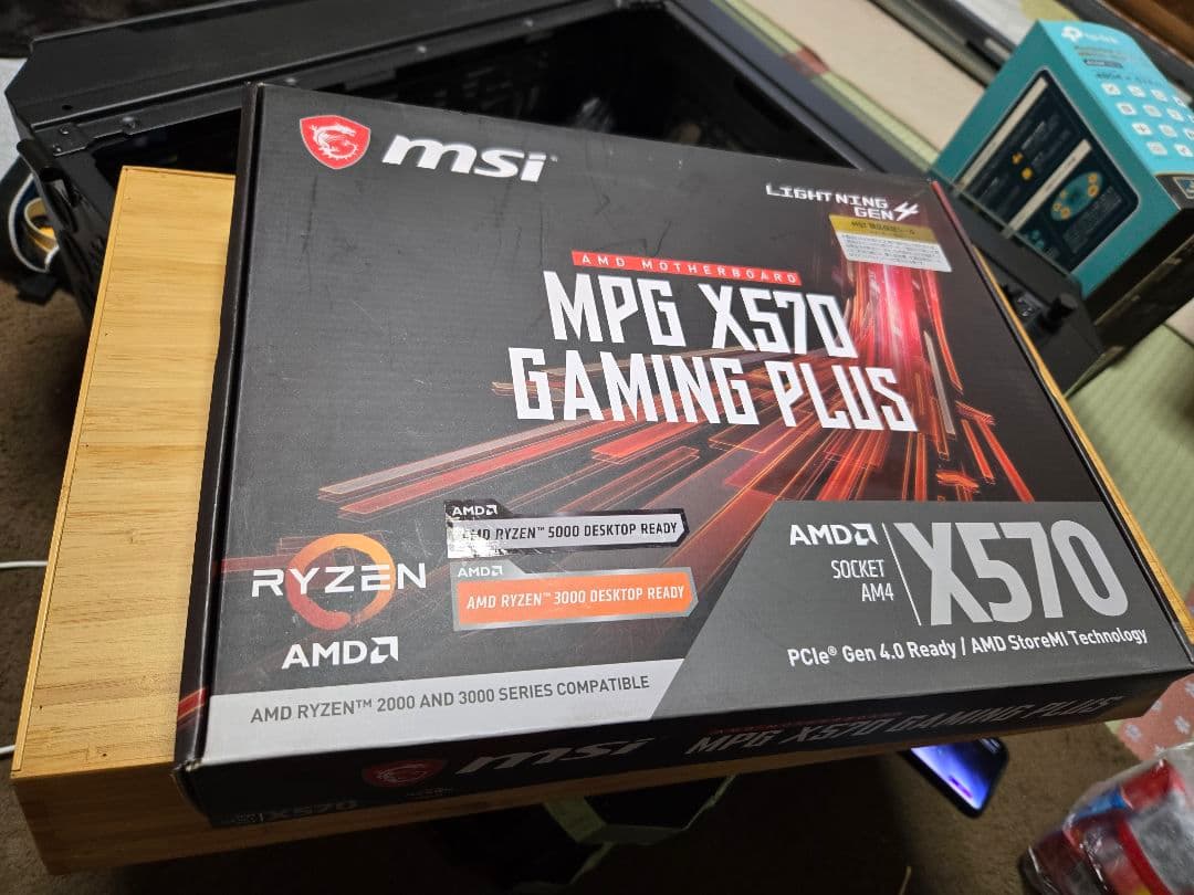 Kingston NVMe 2TB SSD 健康度99% M.2 2280