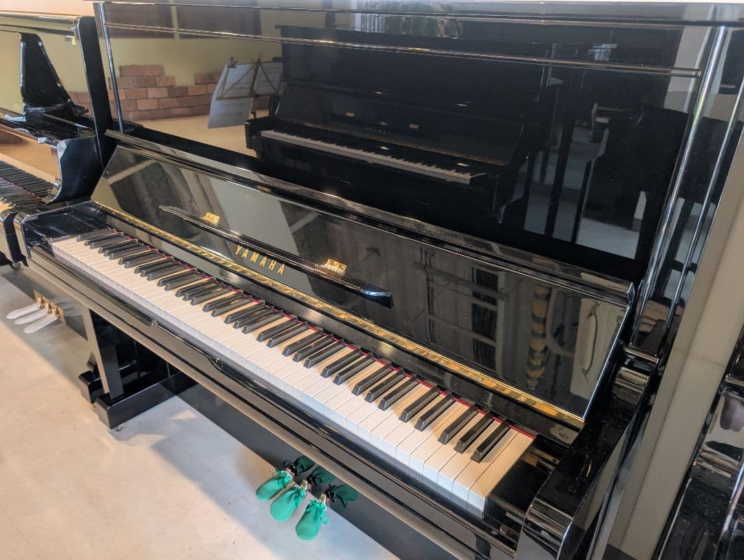 ヤマハ U300 中古アップライトピアノ 株式会社ピアノプラザ | YAMAHA U300(5494)